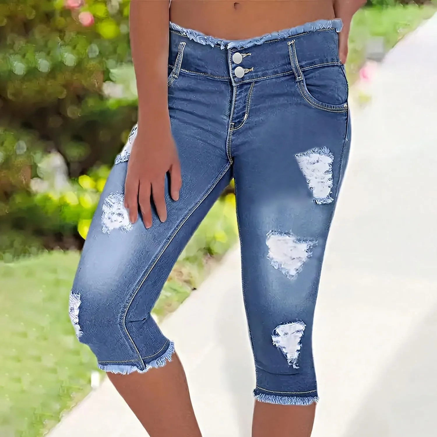 Stretch Jean Capris for Women Ripped Low Rise Jeans Vintage Distressed Jeans Raw Hem Denim Capri Pants with Pocekts
