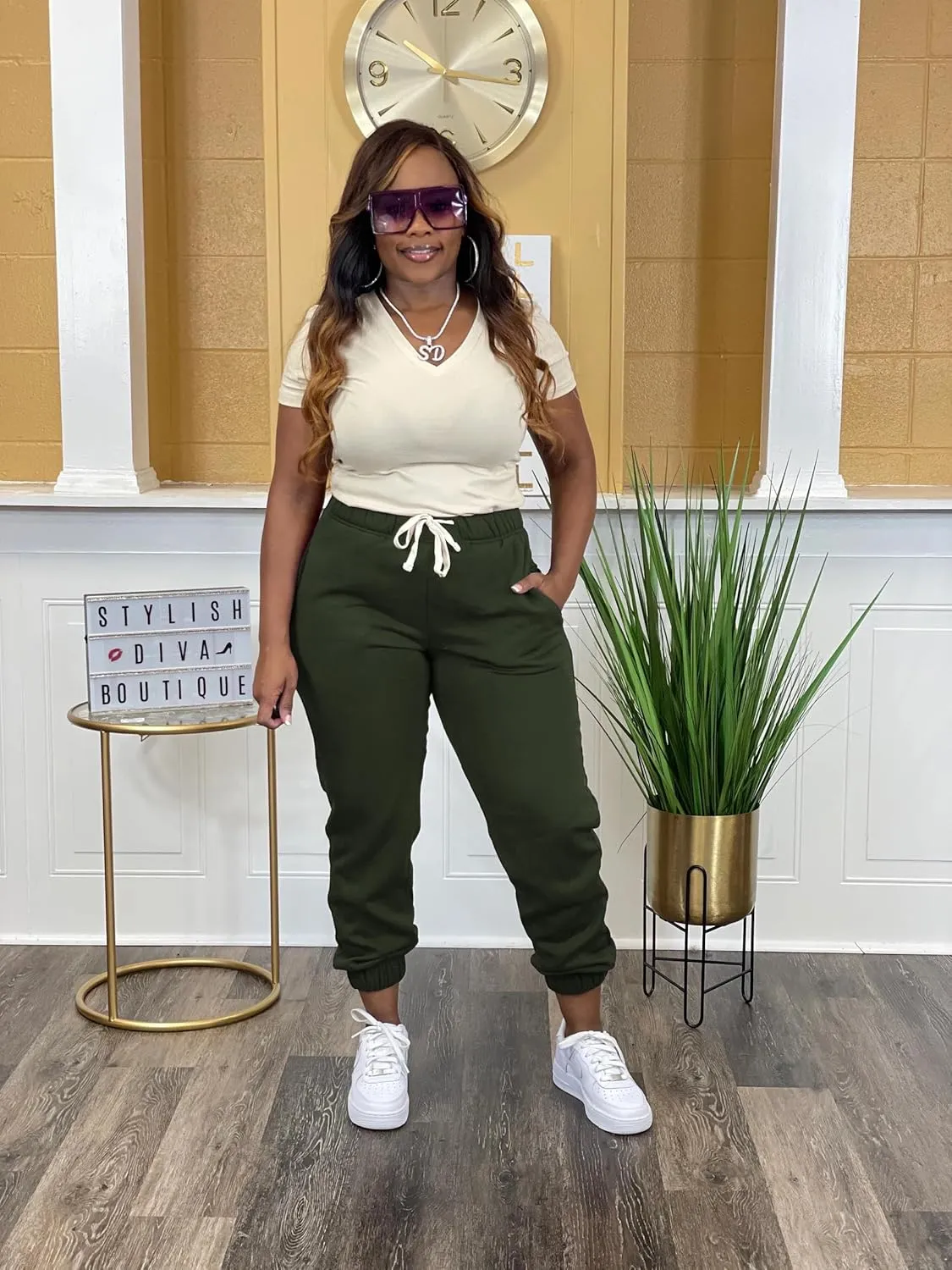 Women's Plus Size Casual Sweatpants Drawstring Jogger Pants Tight Track Pants with Pockets
