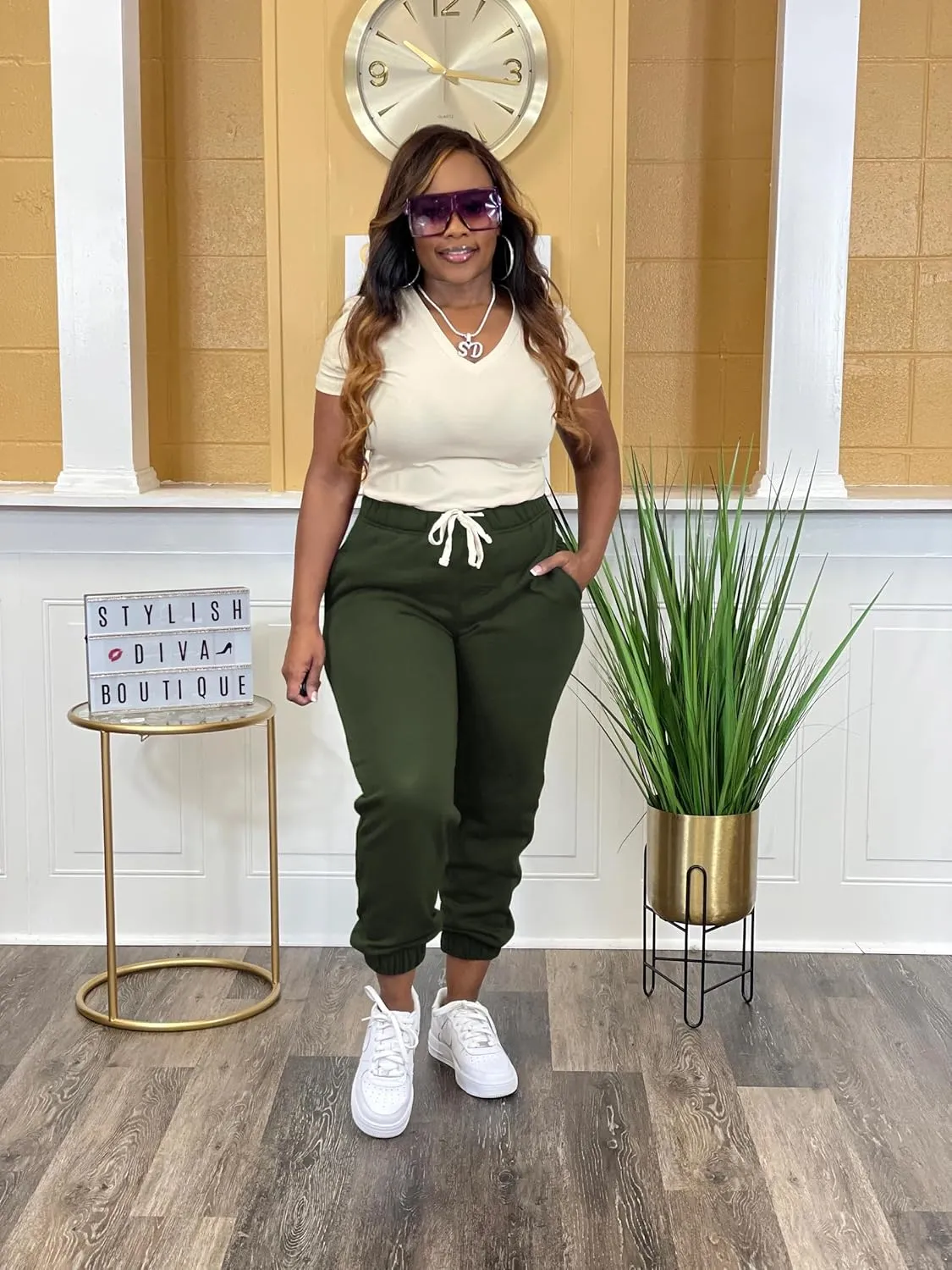 Women's Plus Size Casual Sweatpants Drawstring Jogger Pants Tight Track Pants with Pockets